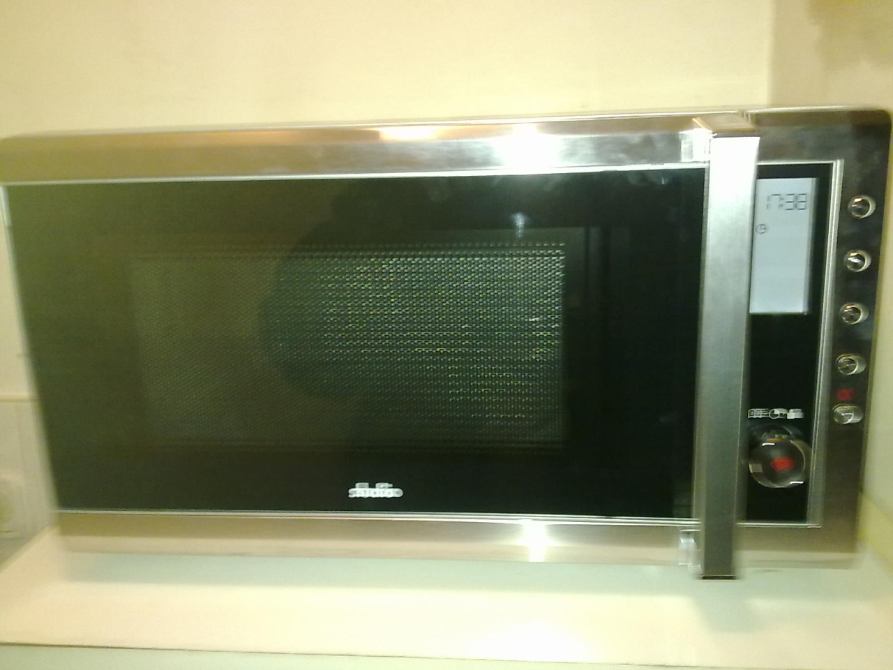 http://67.media.tumblr.com/d9e4aaf1fe0d32c07ec57496f089ba4b/tumblr_nyn3xpNUst1sogwpyo3_r1_1280.jpg